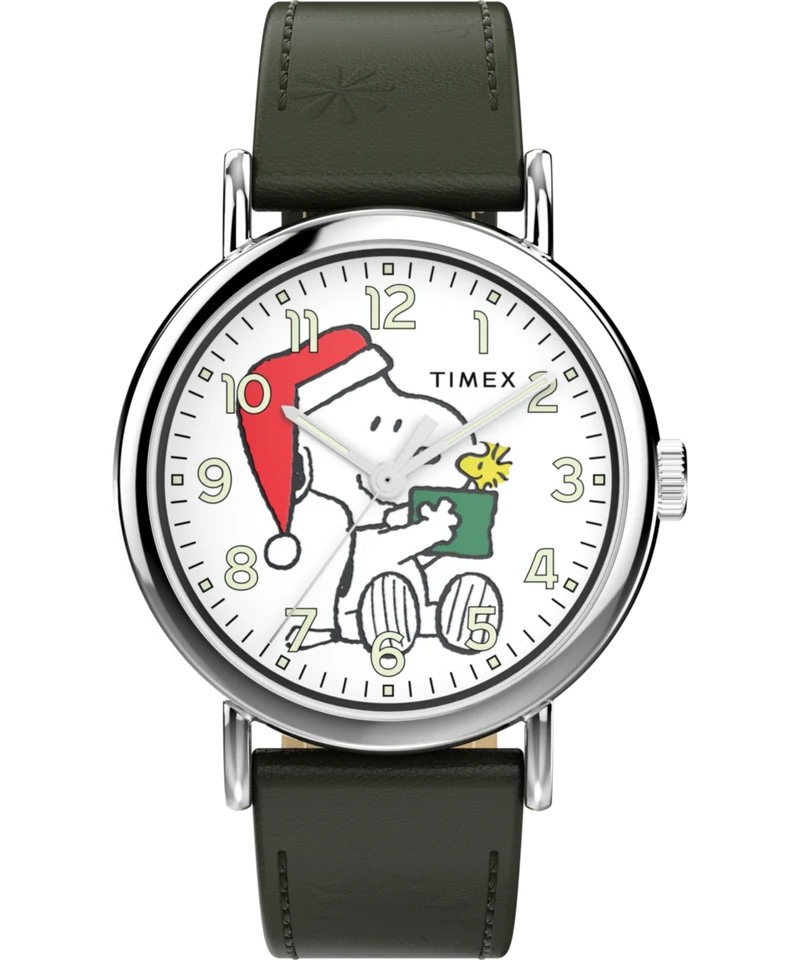Peanuts® x Timex Weekender Holiday Dial 40mm Leather Strap Watch