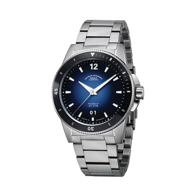 Sportivo Big Date 42.5mm - Blue on Bracelet