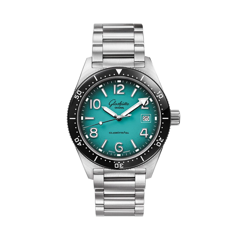 SeaQ "Northern Tide" Limited Edition 39.5mm - Turquoise on Bracelet w/ Additional Fabric Strap