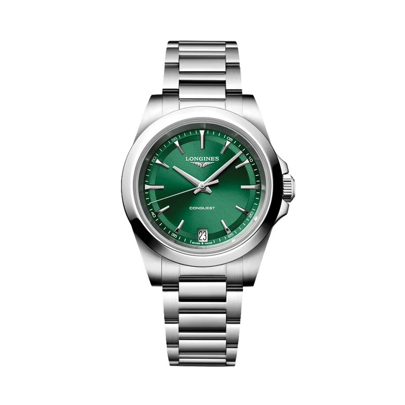 Conquest Quartz 34mm - Green on Bracelet