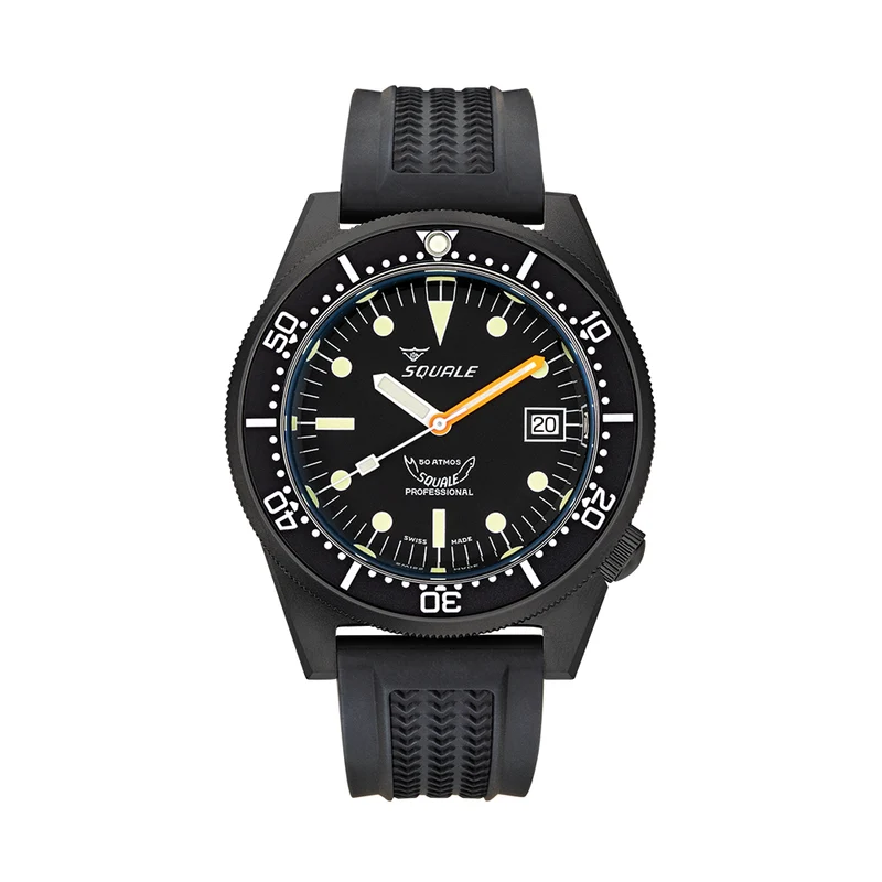 1521 Black DLC 42mm - Black on Bracelet