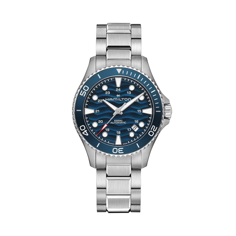 Khaki Navy Scuba Auto 40mm - Blue on Bracelet