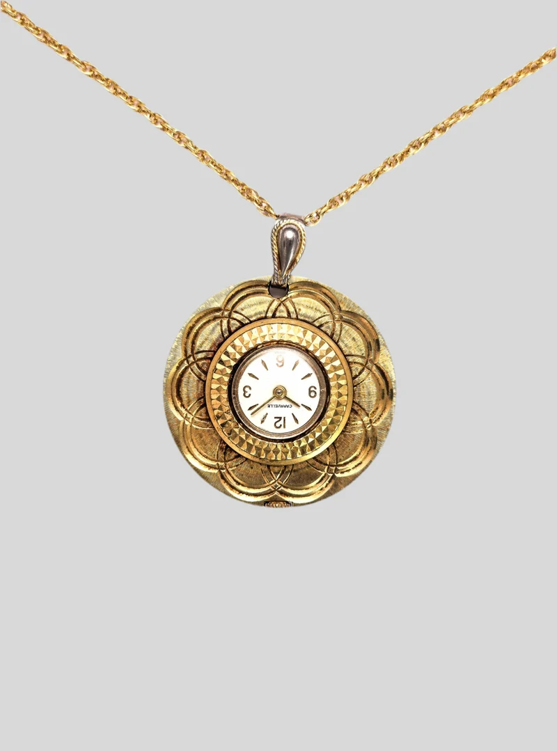 Caravelle Pendant jewel watch