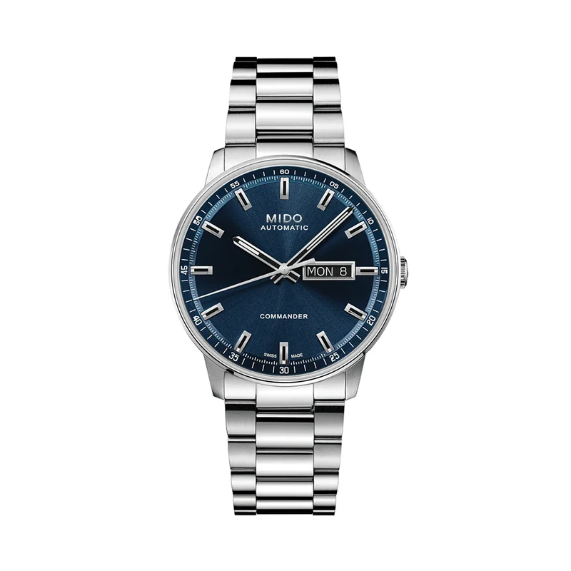 Commander Datoday 40mm - Blue on Bracelet