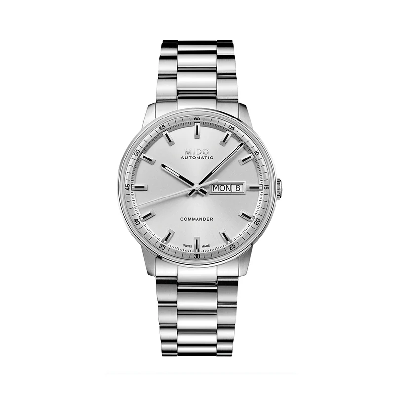 Commander Datoday 40mm - Silver on Bracelet