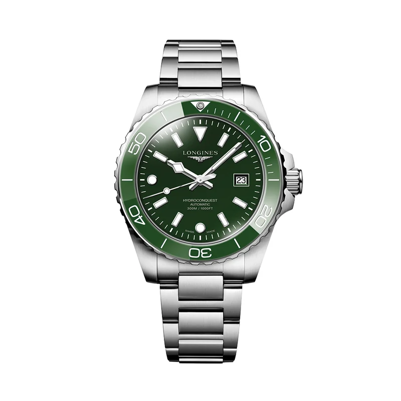 HydroConquest 42mm - Green on Bracelet
