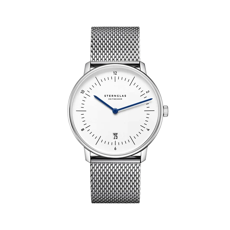 Naos Quartz 38mm - White on Bracelet