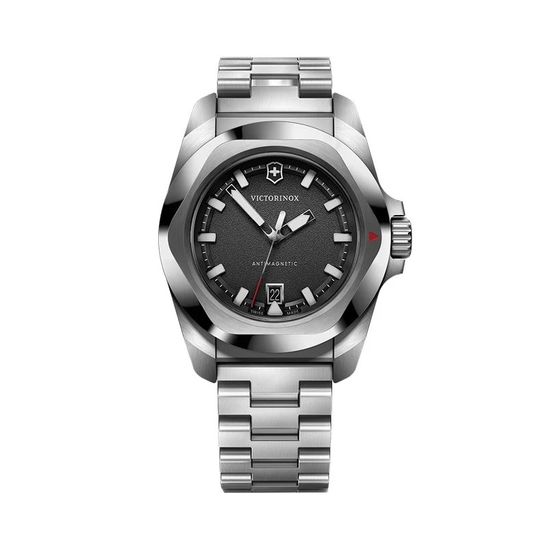I.N.O.X. 41mm - Black on Bracelet