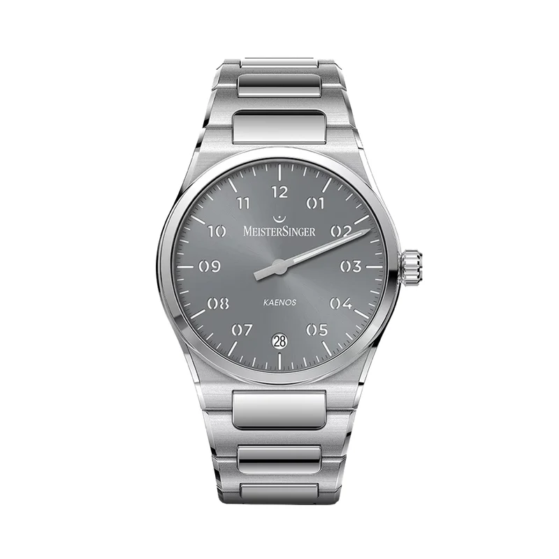 Kaenos 40mm - Grey on Bracelet
