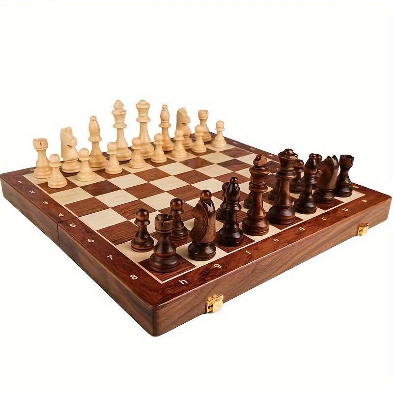 Gioco degli Scacchi – Strategia classica incontra un design raffinato