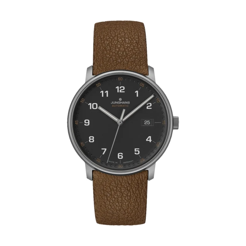 FORM A Titan 40mm - Black on Leather Strap