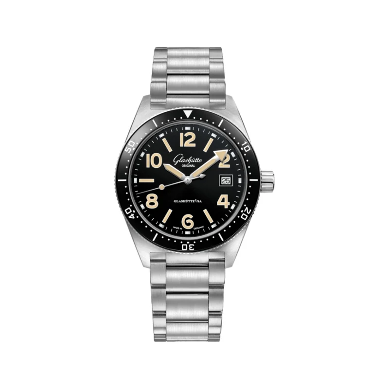 SeaQ Sapphire Caseback 39.5mm - Galvanized Black on Bracelet