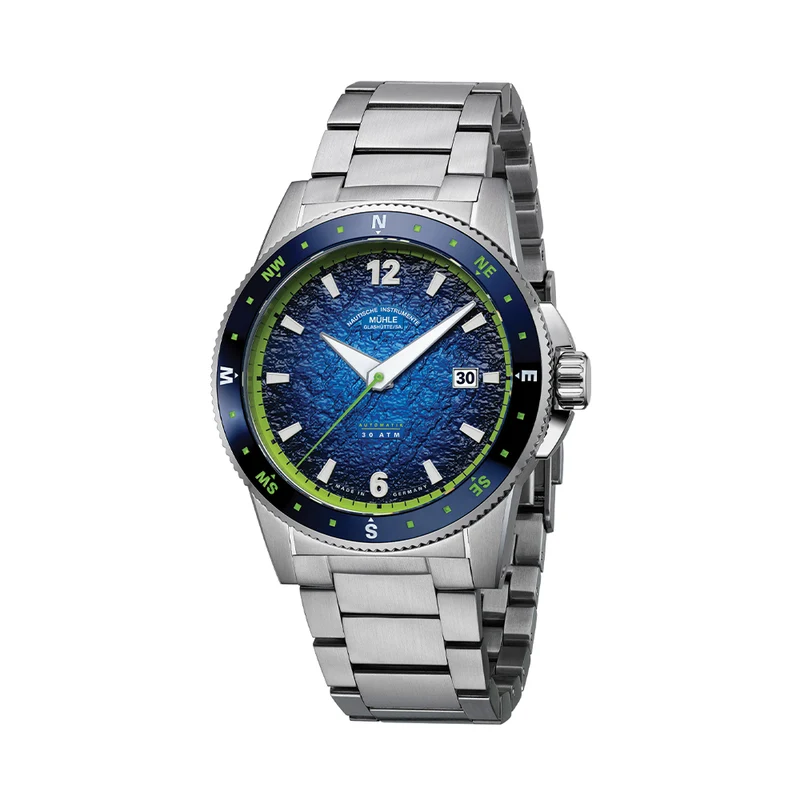 Sportivo Compass Date 42.5mm - Blue on Bracelet