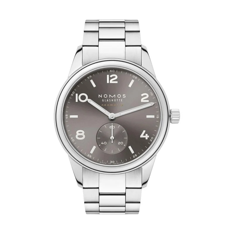 Club Sport Neomatik Smoke 39mm - Grey on Bracelet