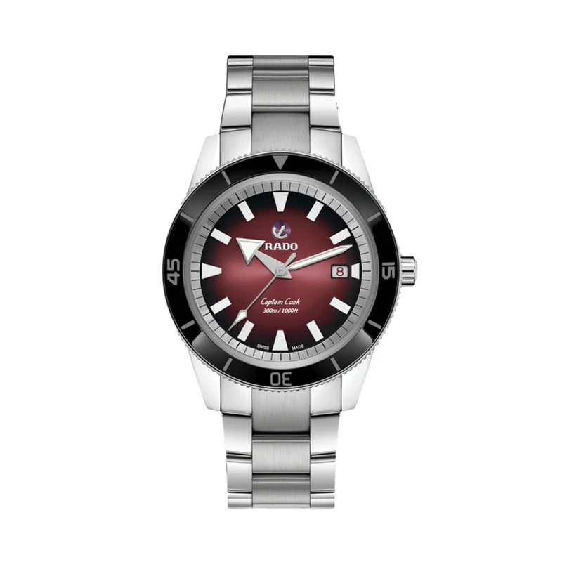 Captain Cook Automatic 42mm - Red on Bracelet