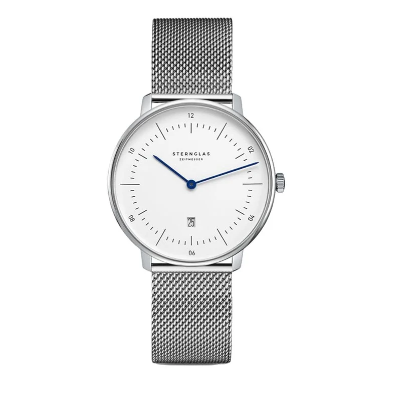 Naos XS Quartz 33mm - White on Bracelet