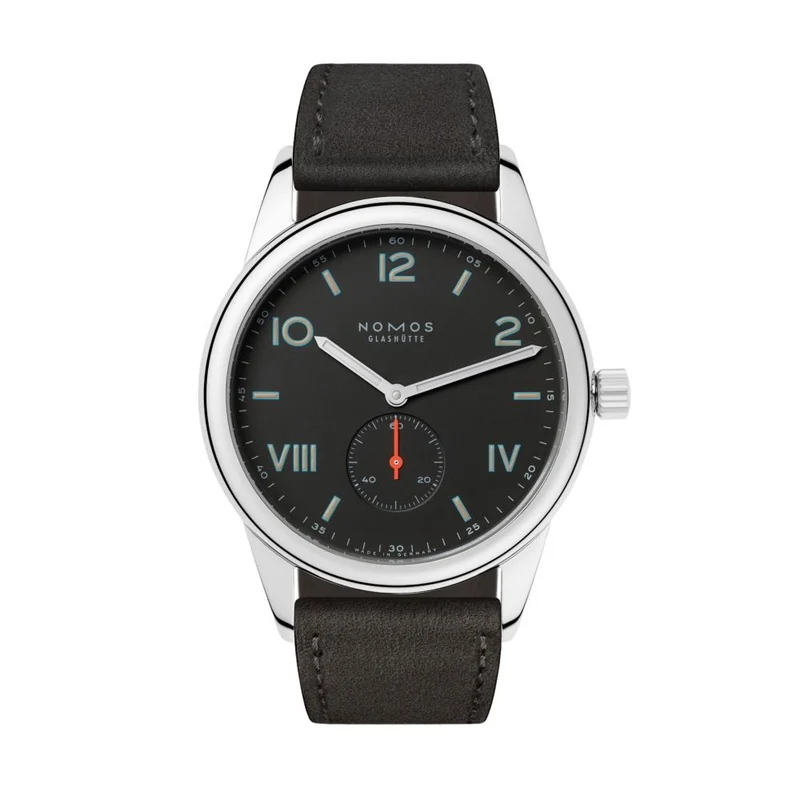 Club Campus 38mm - Night Black on Strap