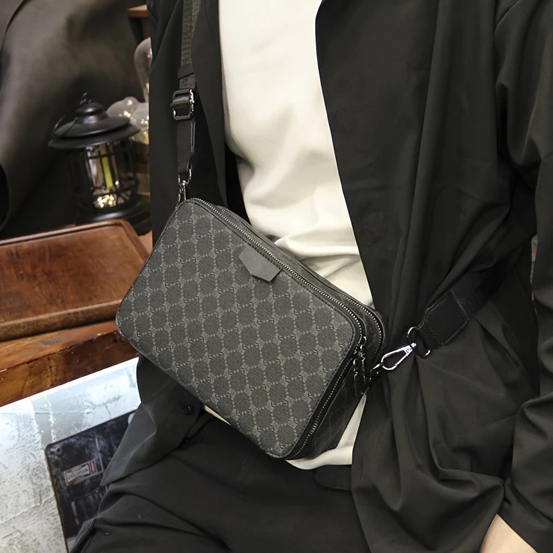 Borsa a Tracolla da Uomo | Streetstyle | Design a Quadri | Nero