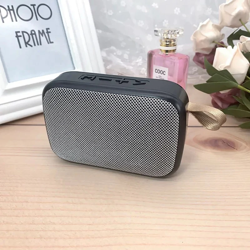 Altoparlante Bluetooth Portatile - Lettore Musicale Stereo 3D con Suono HiFi