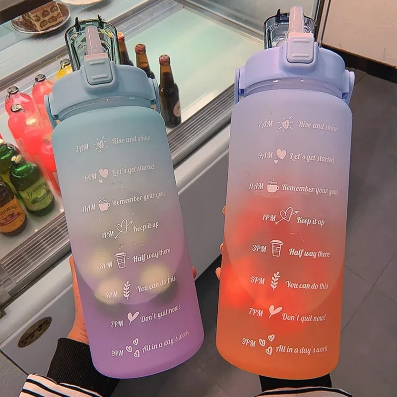 Bottiglia d'Acqua Motivazionale da 2L con Indicatori di Tempo – HydroMotivator